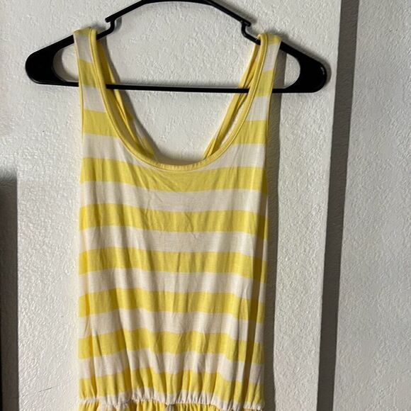 Coco & main Size S yellow & white Striped romper - Picture 4 of 5